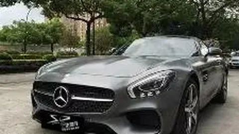 成都七中育才“运动月”：AI方阵璀璨，火炬传递点燃激情